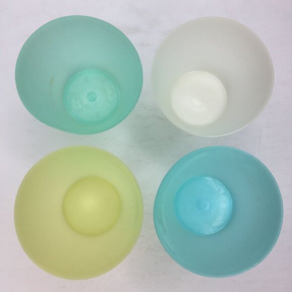 Vintage Tupperware Set 4 Pastel Bowls Teal Blue Yellow White 3 Lids Kitchenware - Picture 4 of 16